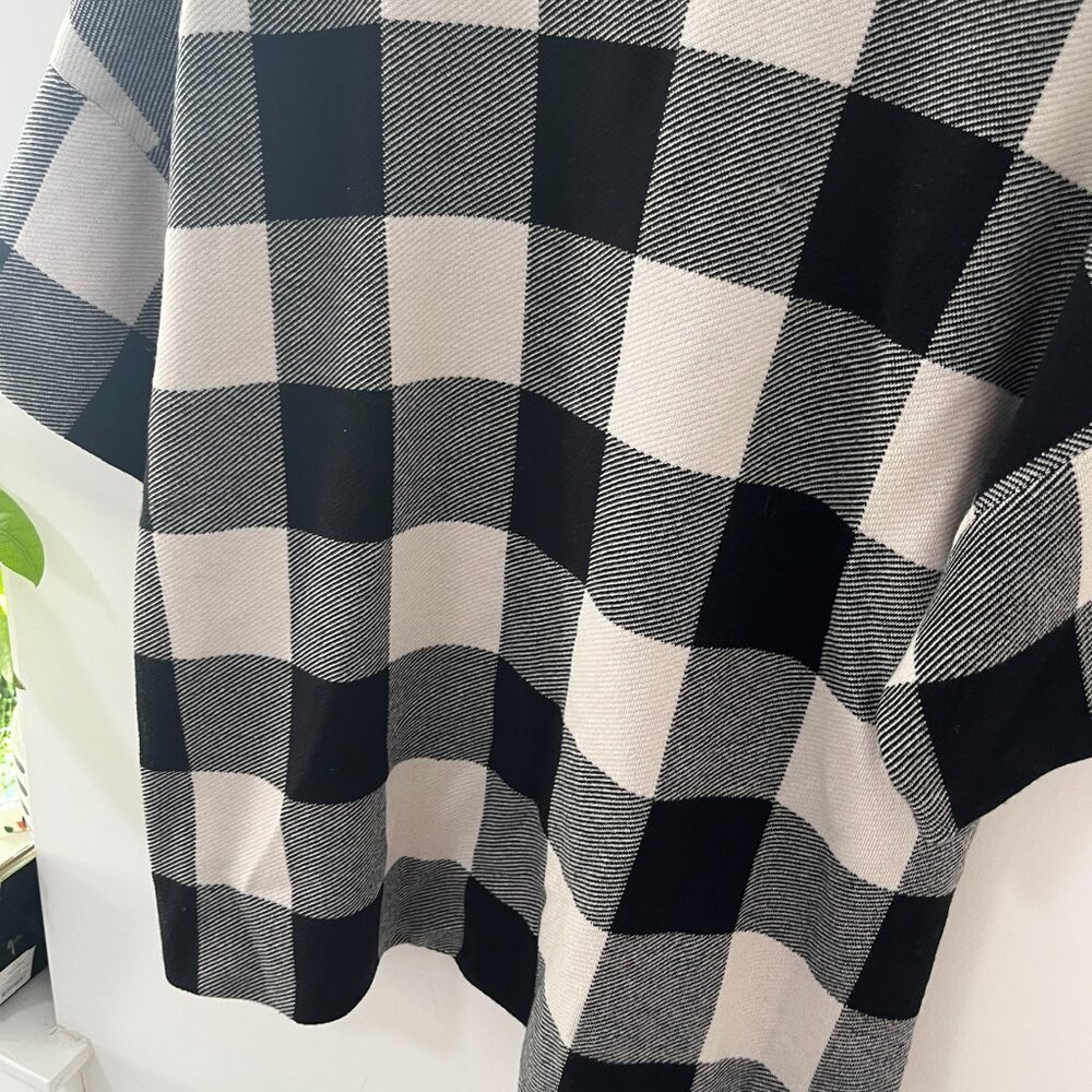 Akris Punto Black & White Plaid Short Sleeve Sweater Size 12 - Picture 3 of 7